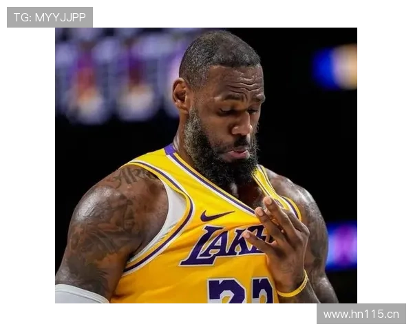 篮球中假摔会怎样判罚？看懂FIBA和NBA的判定标准差异
